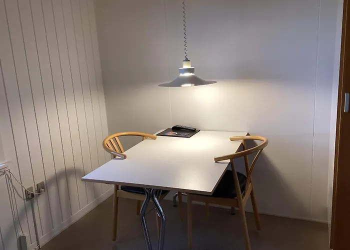 For 2 In Semesterbostad Ansager